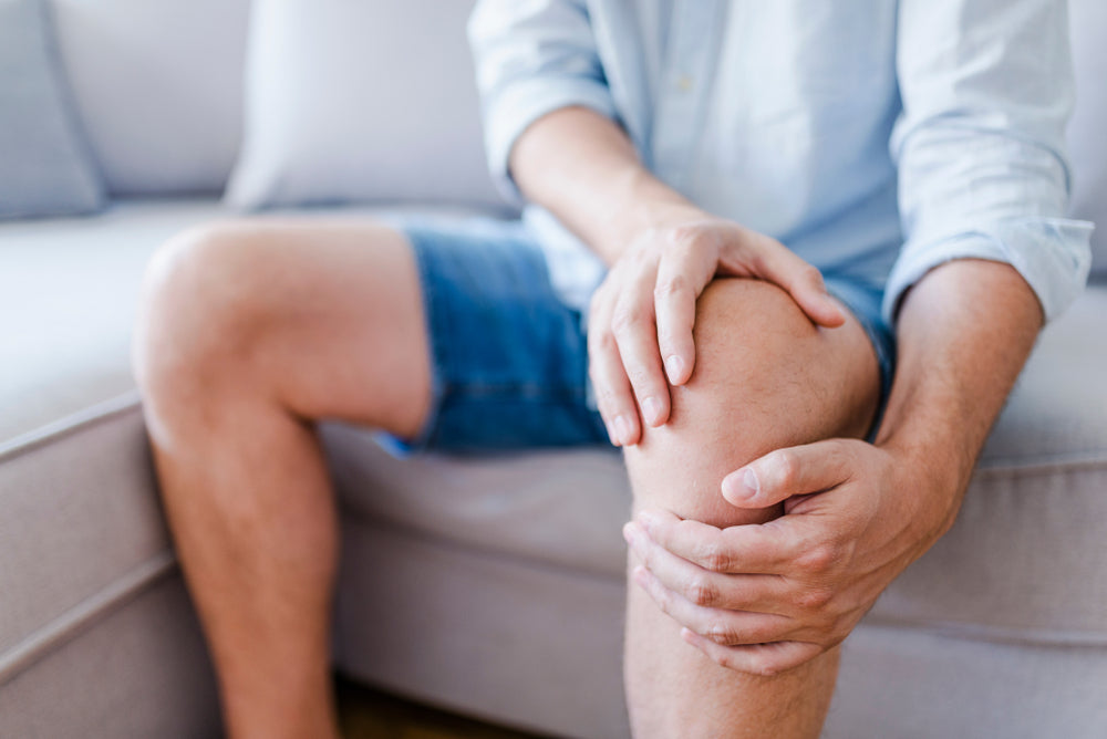 Is My Knee Pain Because of Arthritis? Understanding Arthritis Symptoms in Young Adults