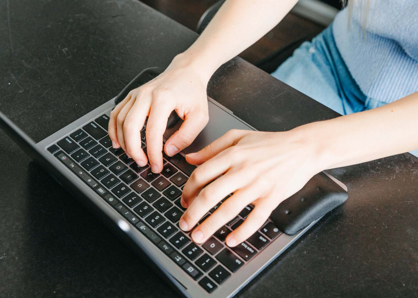 laptop wrist rests on laptop wavepads